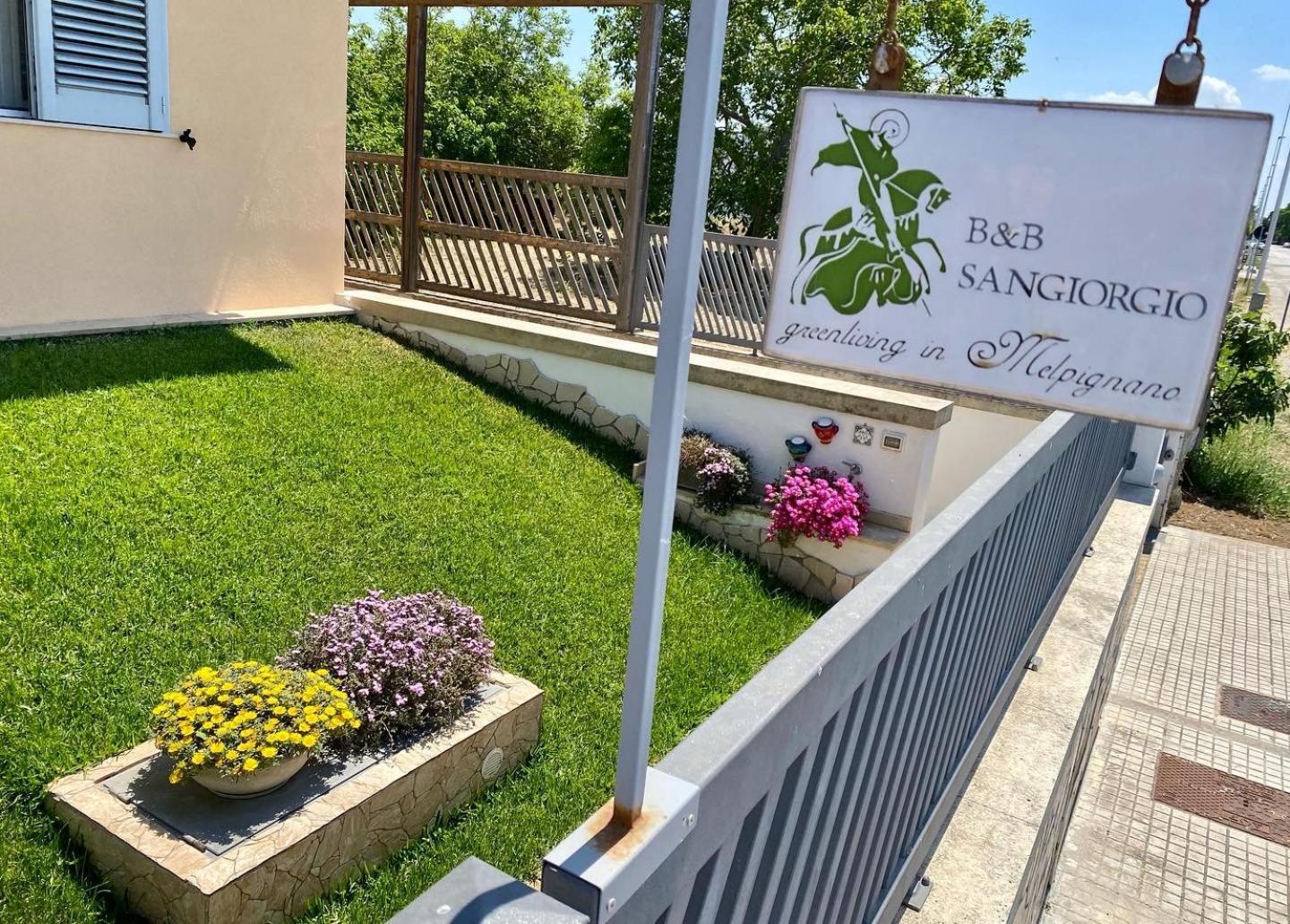 B&B Sangiorgio Borgagne Bagian luar foto